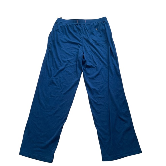 Men’s Tommy Bahama mystery box bundle
Size L - Picture 9 of 10